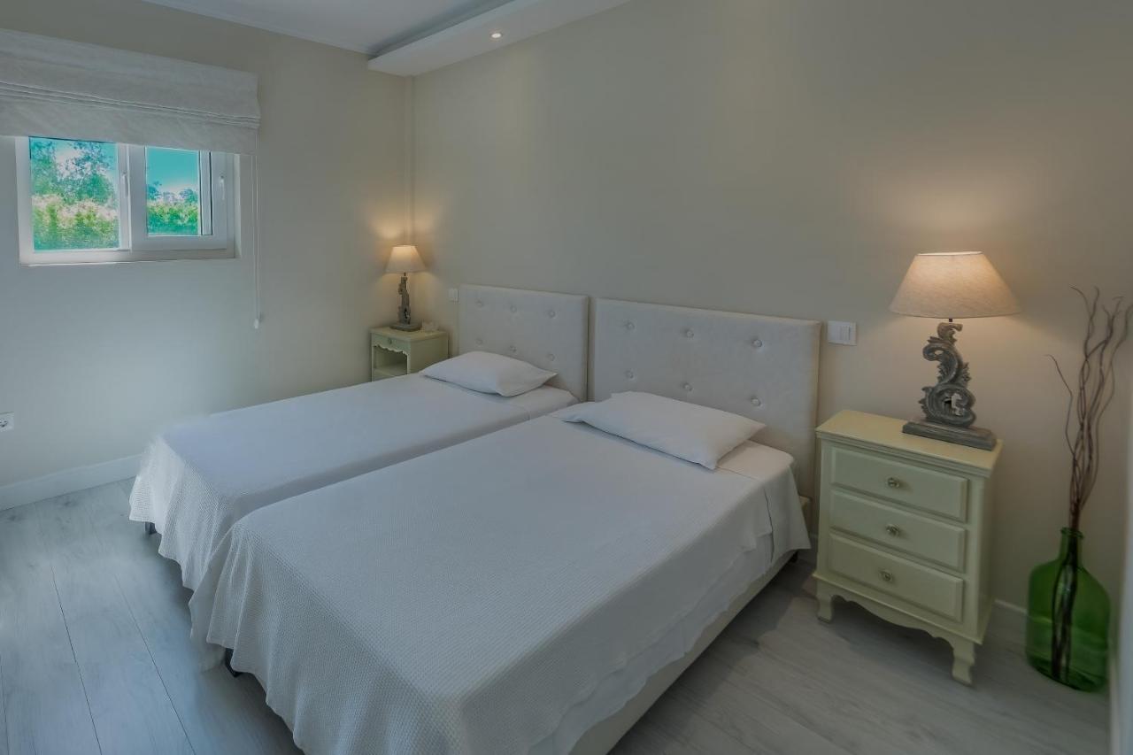 Villa Evanna Lefkimmi  Ngoại thất bức ảnh